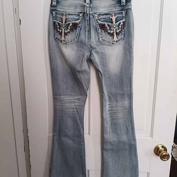 Fire and Rain Women's Flare Jeans - Picture 3 of 4